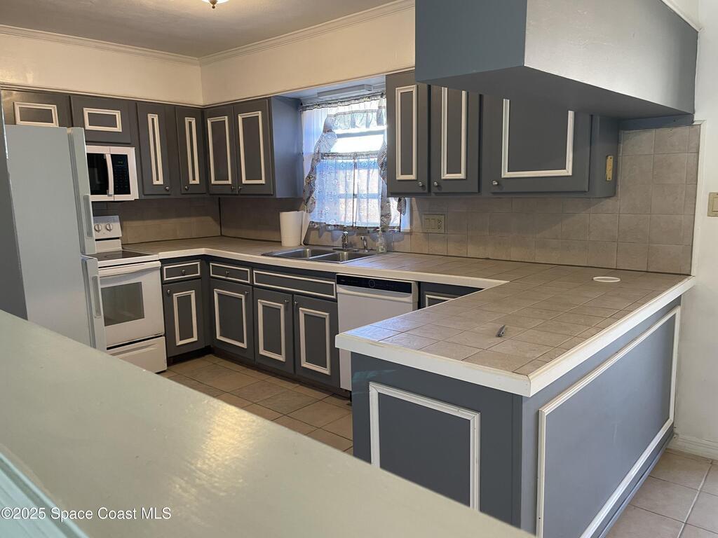 2155 Palm Avenue, Indialantic, FL 32903