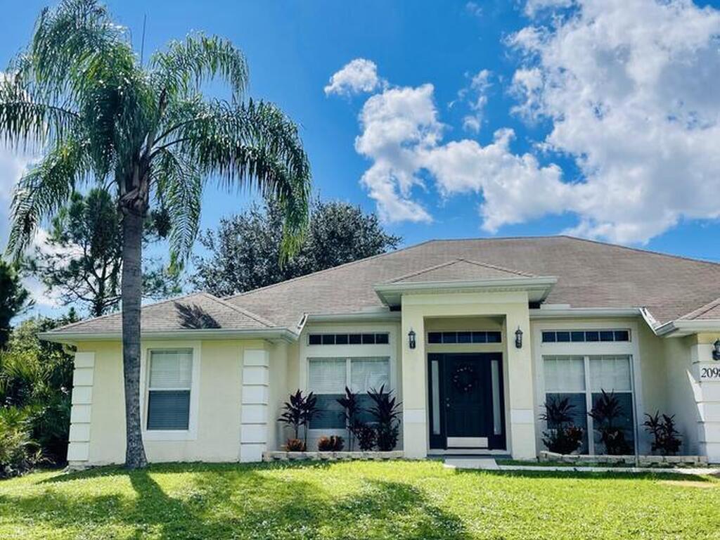 2098 Jupiter Boulevard, Palm Bay, FL 32908