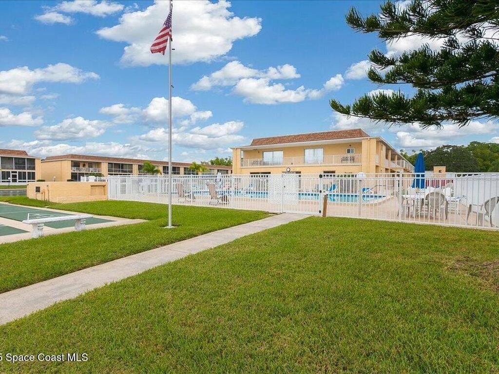 2135 N Courtenay Parkway, Merritt Island, FL 32953