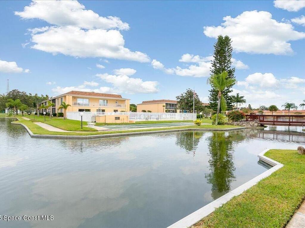 2135 N Courtenay Parkway, Merritt Island, FL 32953