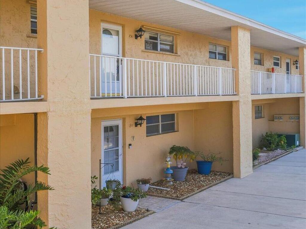 2135 N Courtenay Parkway, Merritt Island, FL 32953