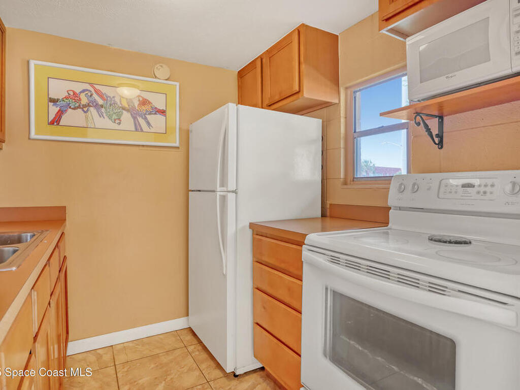 801 S Brevard Avenue, Cocoa Beach, FL 32931