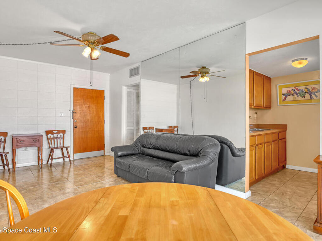 801 S Brevard Avenue, Cocoa Beach, FL 32931