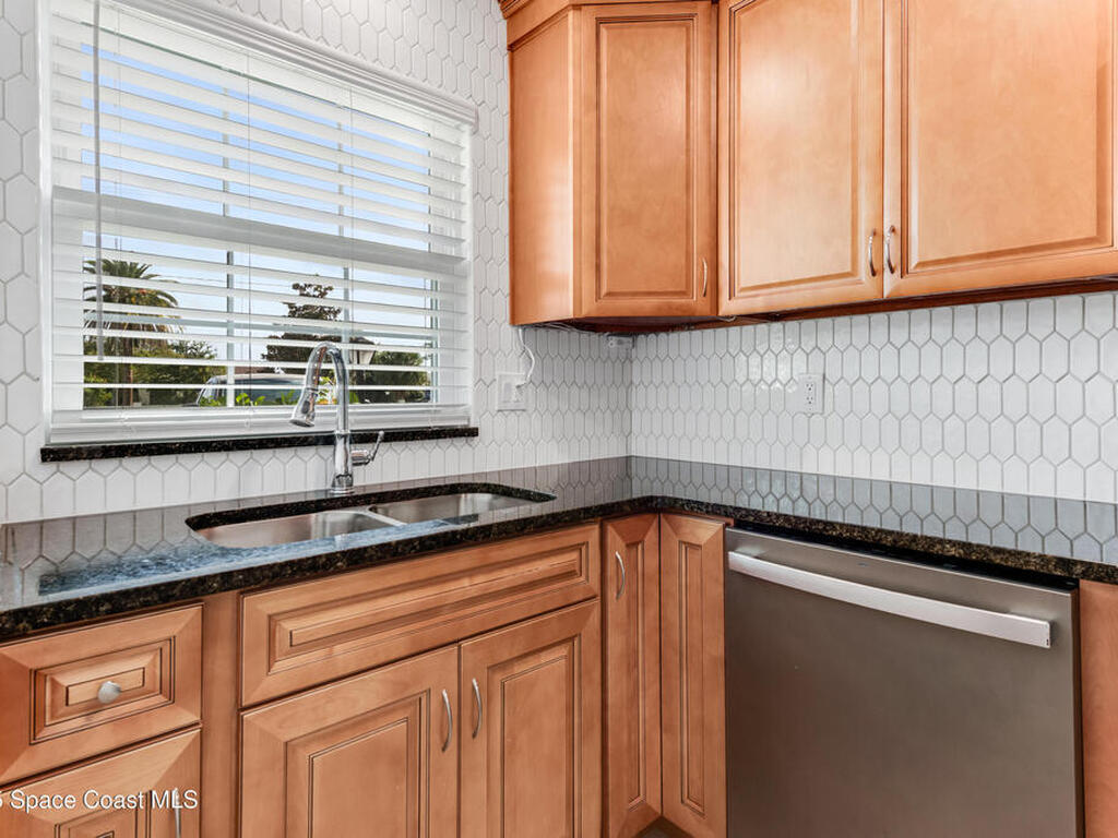 2200 S Palmetto Avenue, South Daytona, FL 32119