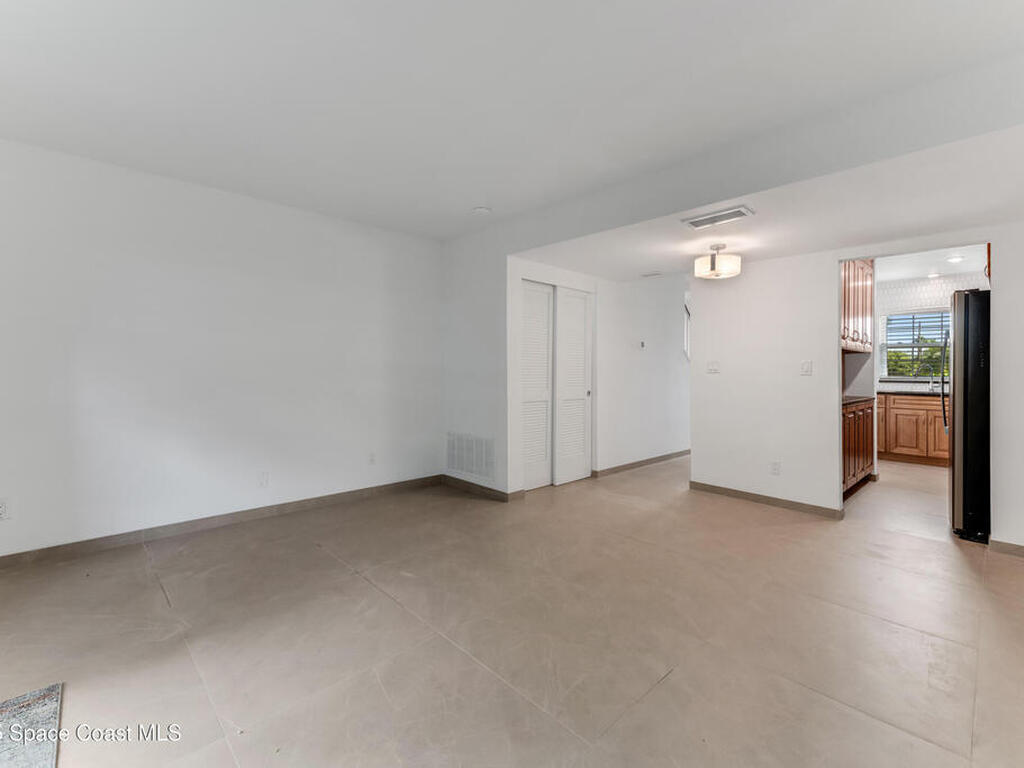 2200 S Palmetto Avenue, South Daytona, FL 32119