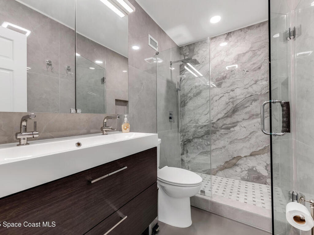 2200 S Palmetto Avenue, South Daytona, FL 32119