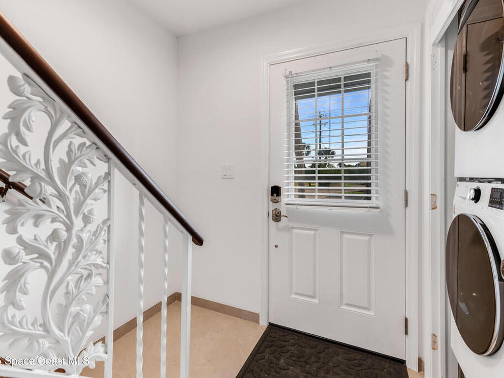 2200 S Palmetto Avenue, South Daytona, FL 32119