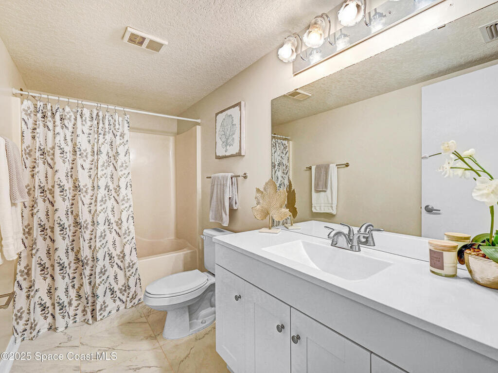 1410 Huntington Lane, Rockledge, FL 32955