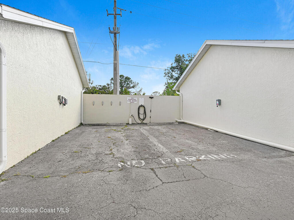 1410 Huntington Lane, Rockledge, FL 32955