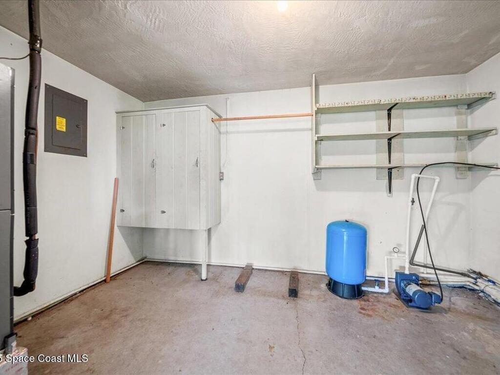 2300 Brandywine Lane, Melbourne, FL 32904