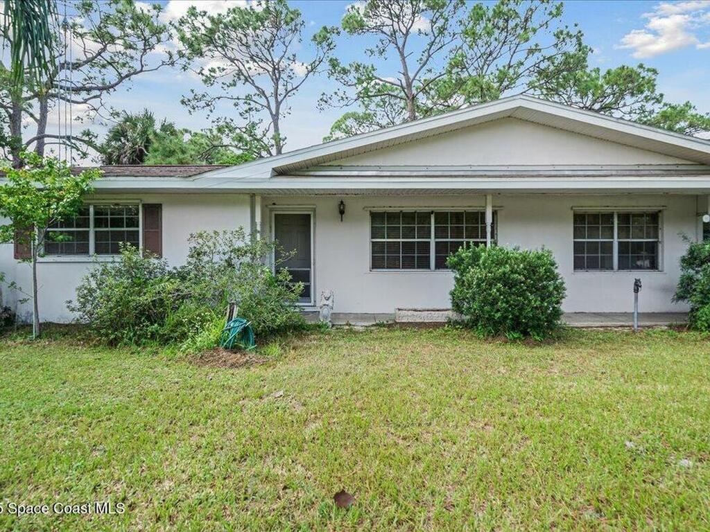 2300 Brandywine Lane, Melbourne, FL 32904