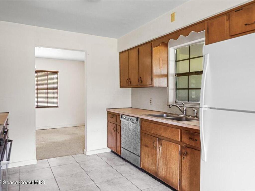 2300 Brandywine Lane, Melbourne, FL 32904