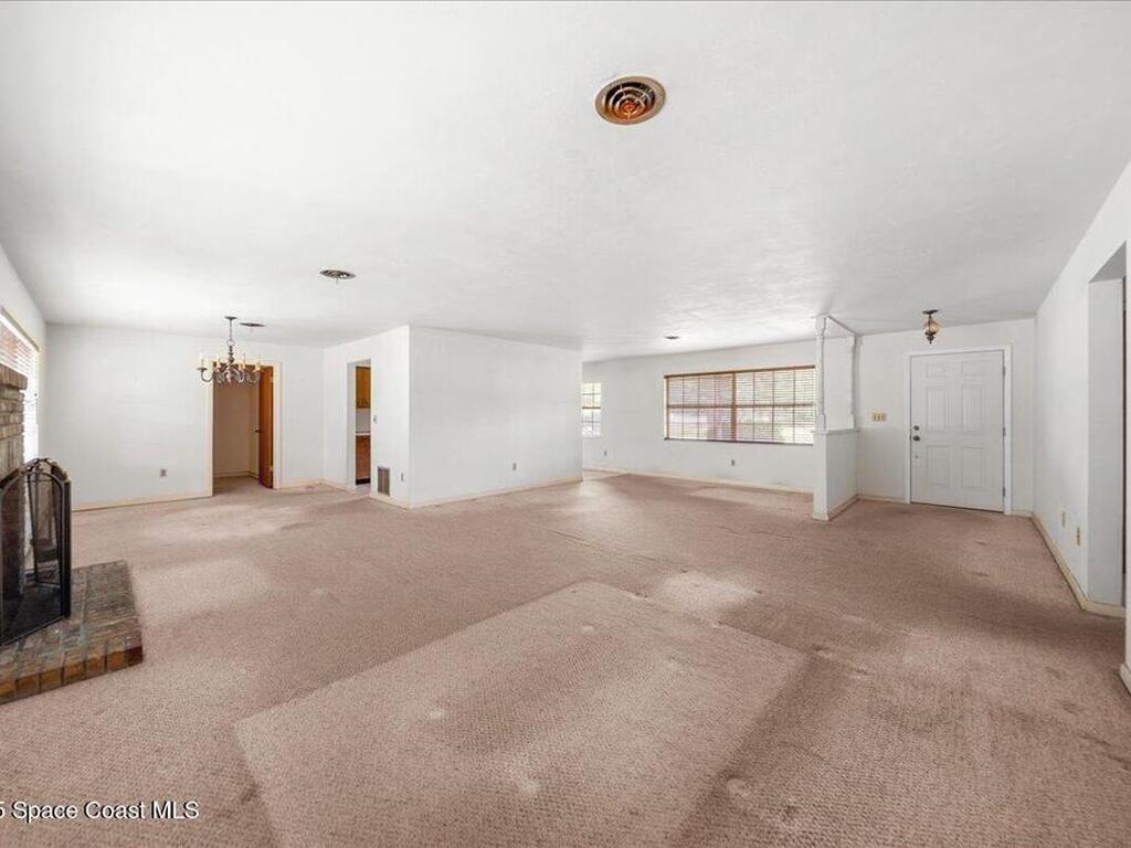 2300 Brandywine Lane, Melbourne, FL 32904