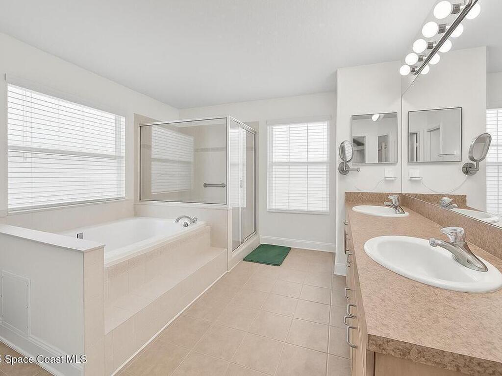 6116 NW Densaw Terrace, Port St. Lucie, FL 34986