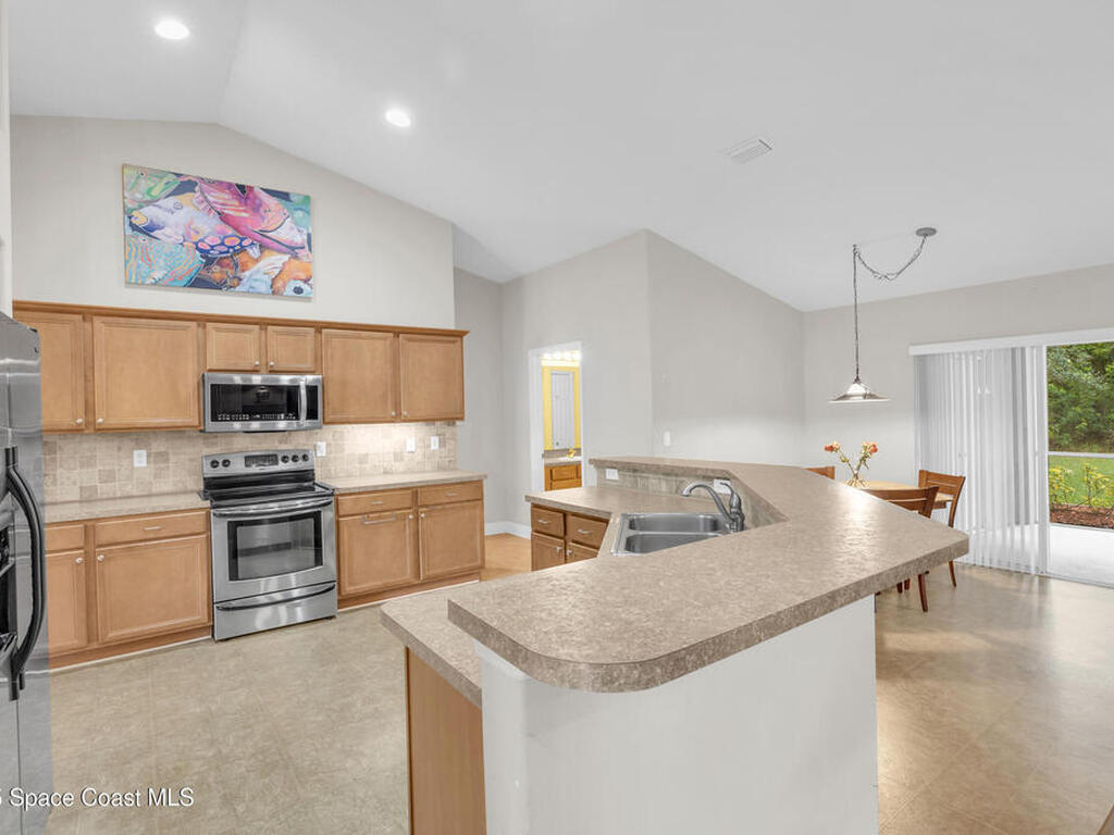 6116 NW Densaw Terrace, Port St. Lucie, FL 34986