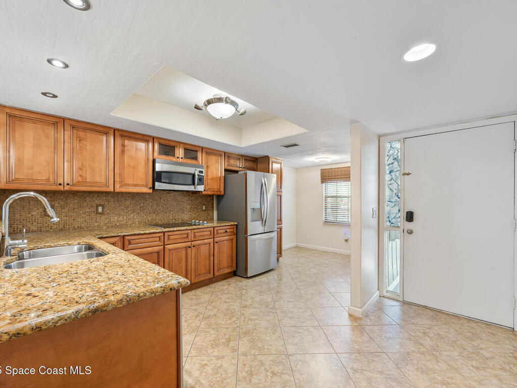 194 Queens Ct Court, Satellite Beach, FL 32937