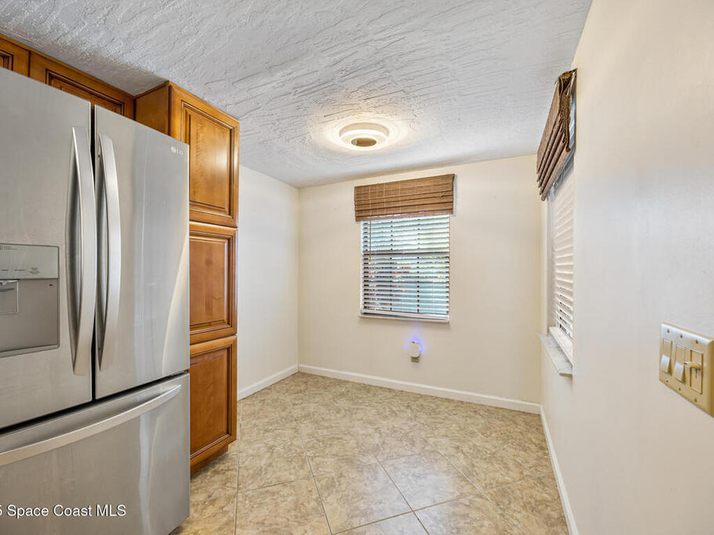 194 Queens Ct Court, Satellite Beach, FL 32937