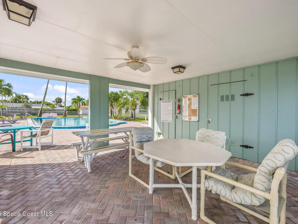 194 Queens Ct Court, Satellite Beach, FL 32937