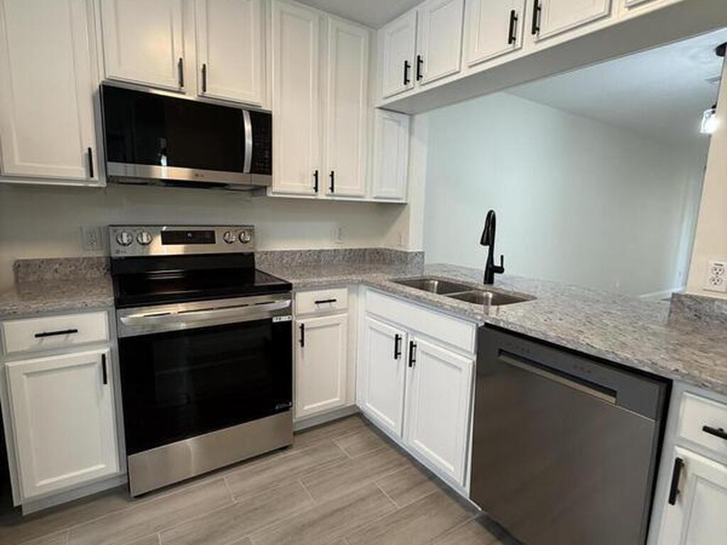 635 Angela Lane, Titusville, FL 32796