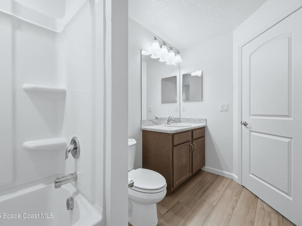 516 Olsmar Street, Palm Bay, FL 32908