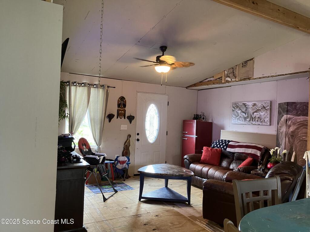 345 Saint Charles Avenue, Merritt Island, FL 32953