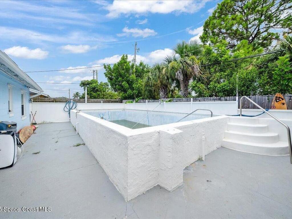 1405 Fiddler Avenue, Merritt Island, FL 32952