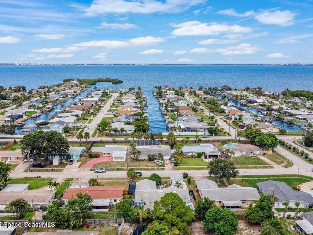 1405 Fiddler Avenue, Merritt Island, FL 32952