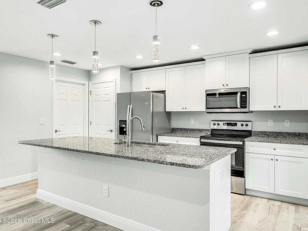 555 Harrison Street, Palm Bay, FL 32908