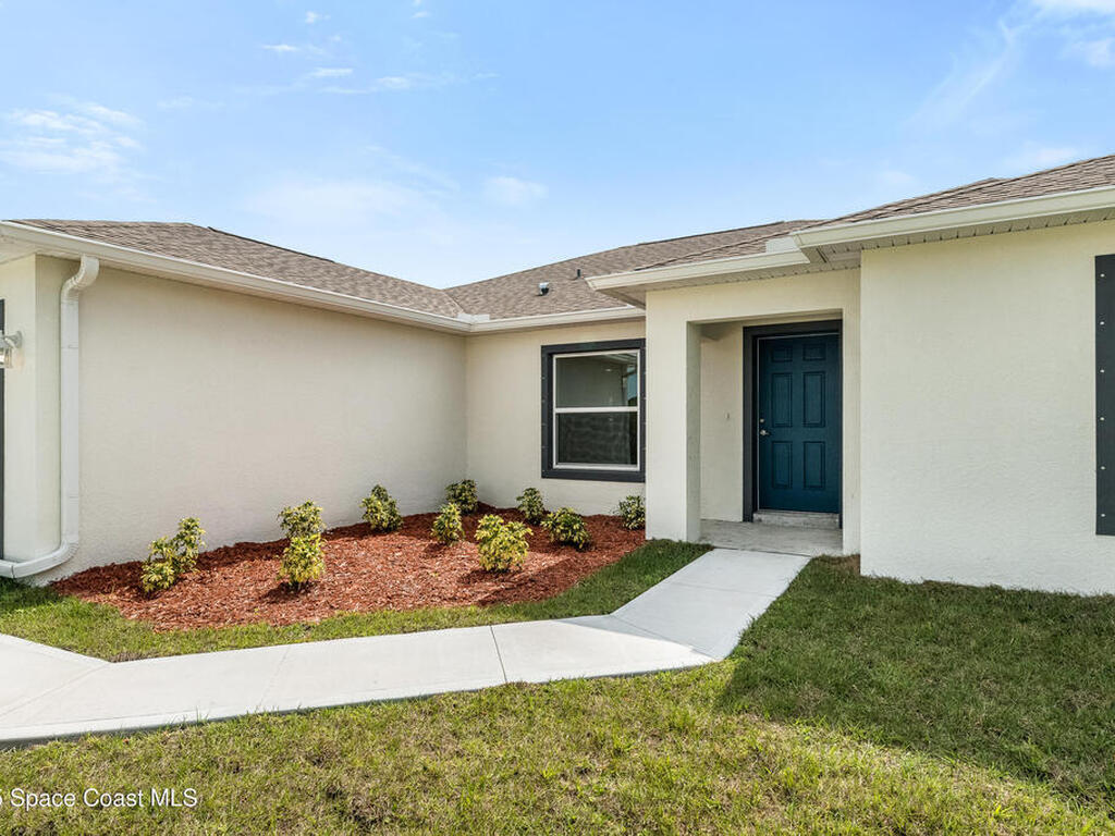 555 Harrison Street, Palm Bay, FL 32908
