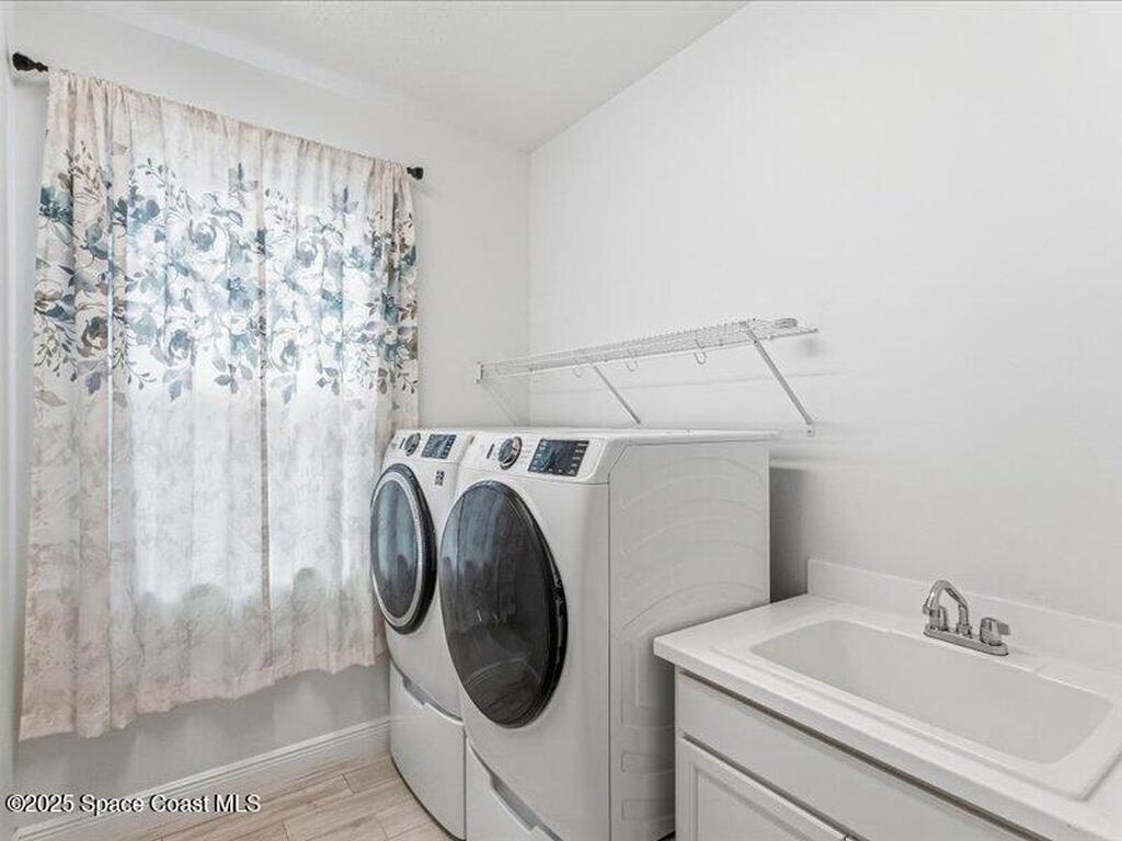 7921 Mocan Court, Melbourne, FL 32940