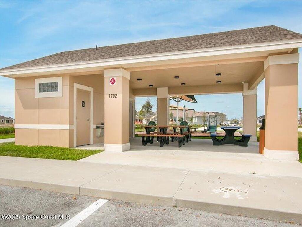 7921 Mocan Court, Melbourne, FL 32940