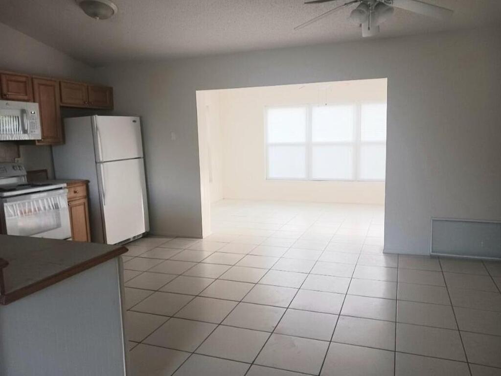 635 Parkside Avenue, Merritt Island, FL 32953