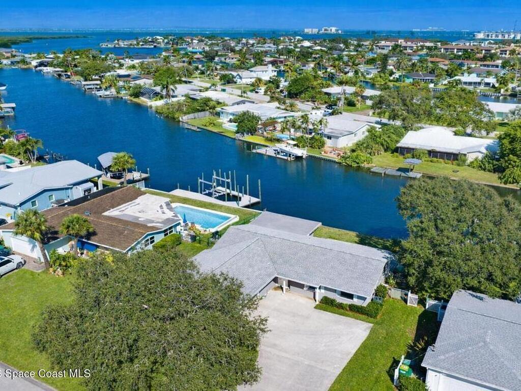 159 Antigua Drive, Cocoa Beach, FL 32931