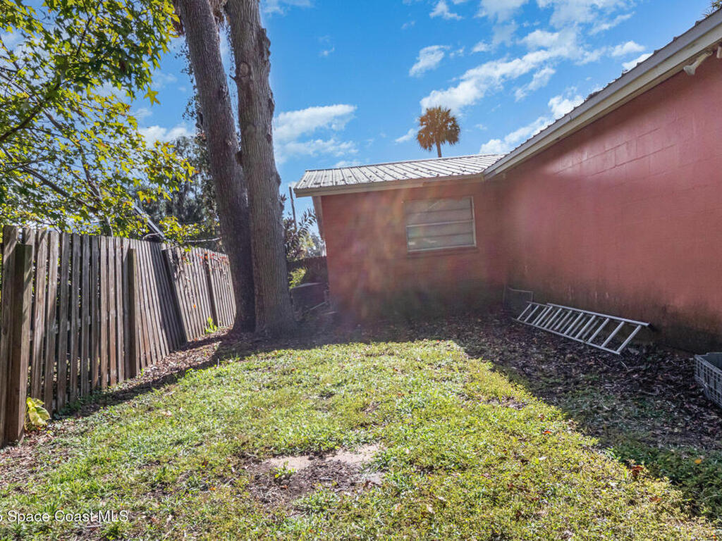 706 Boston Avenue, Daytona Beach, FL 32119