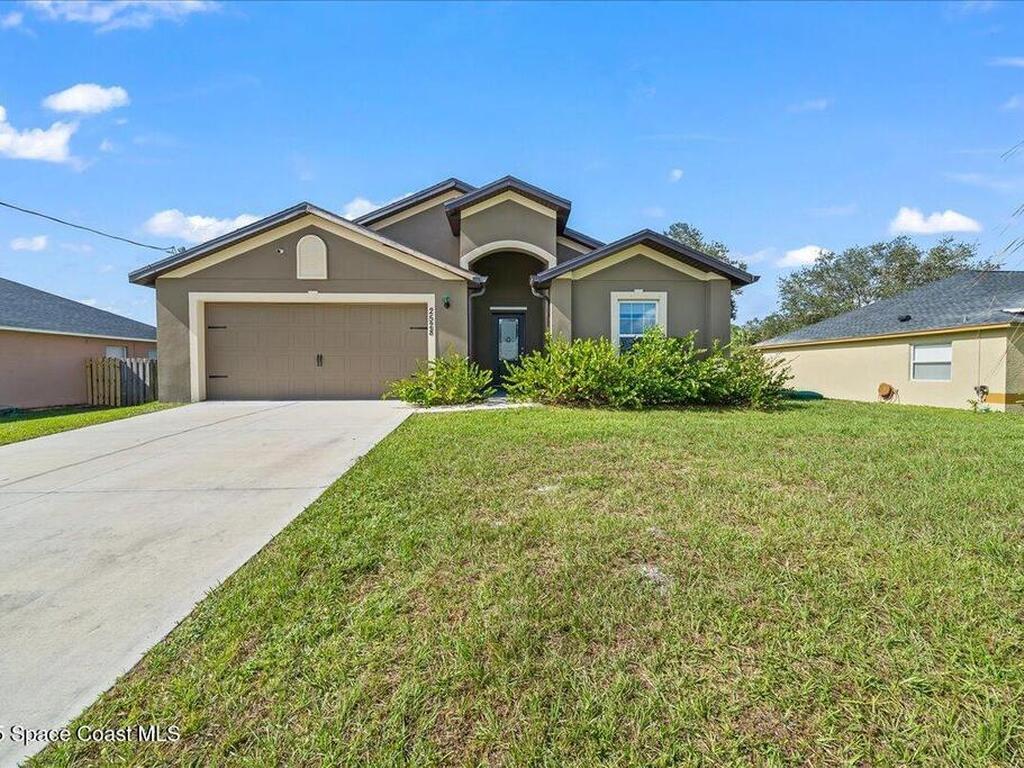 2528 Fleming Avenue, Palm Bay, FL 32908