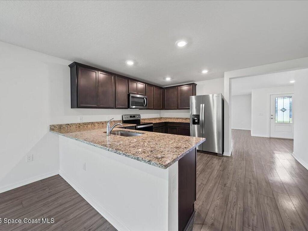 2528 Fleming Avenue, Palm Bay, FL 32908