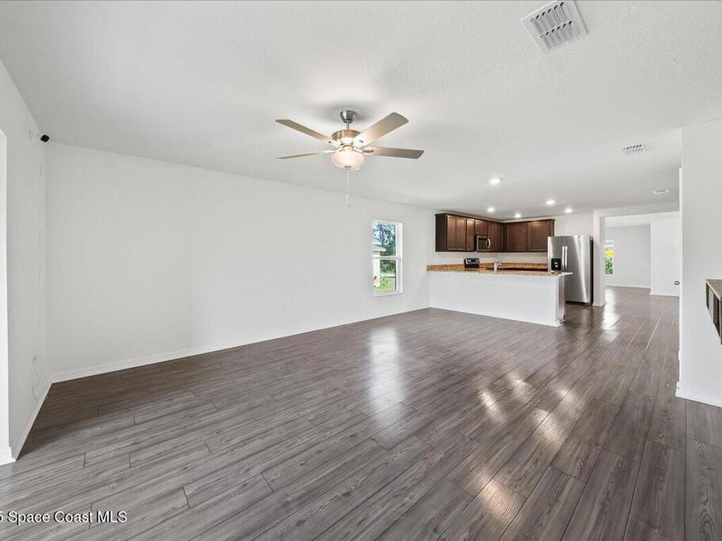 2528 Fleming Avenue, Palm Bay, FL 32908