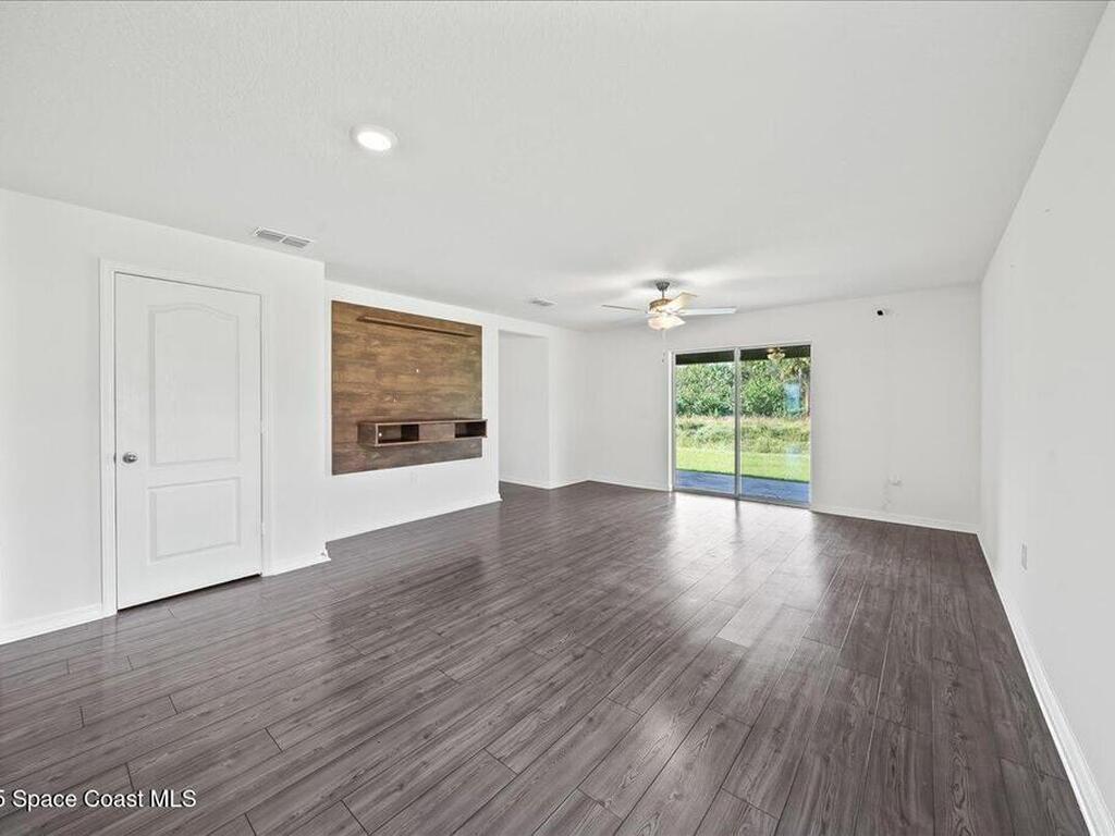 2528 Fleming Avenue, Palm Bay, FL 32908