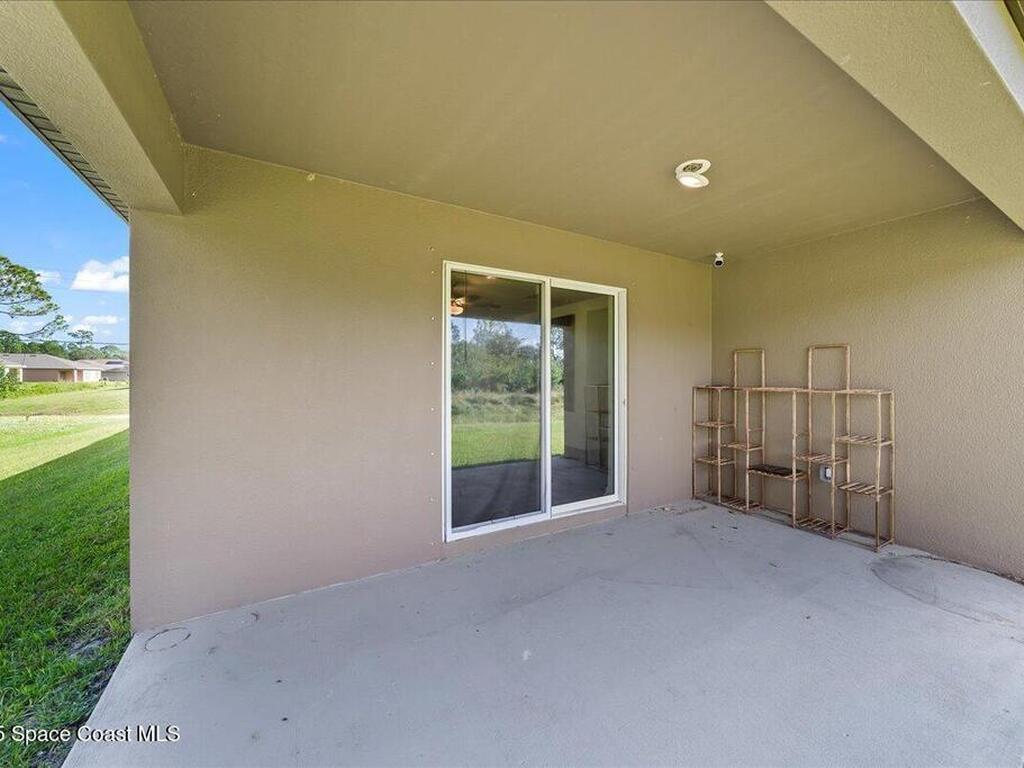 2528 Fleming Avenue, Palm Bay, FL 32908