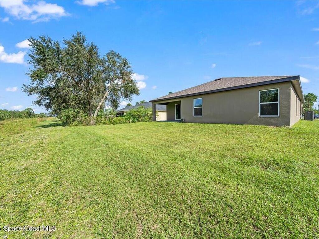 2528 Fleming Avenue, Palm Bay, FL 32908