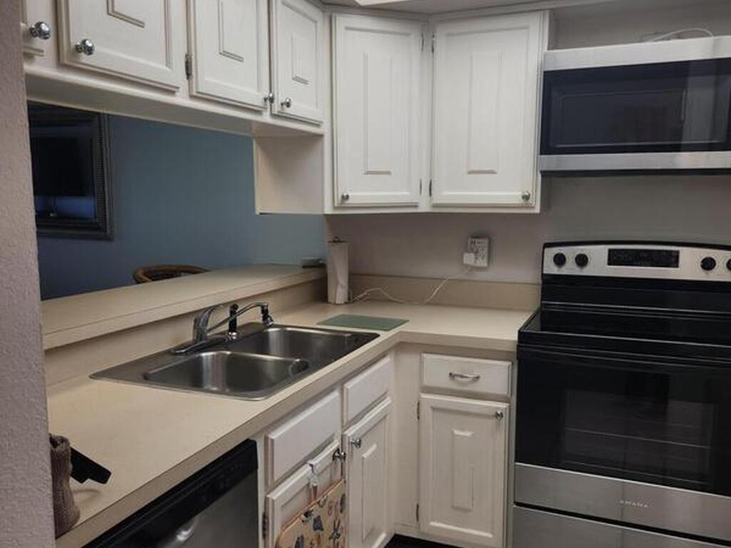 1880 Knox Mcrae Drive, Titusville, FL 32780