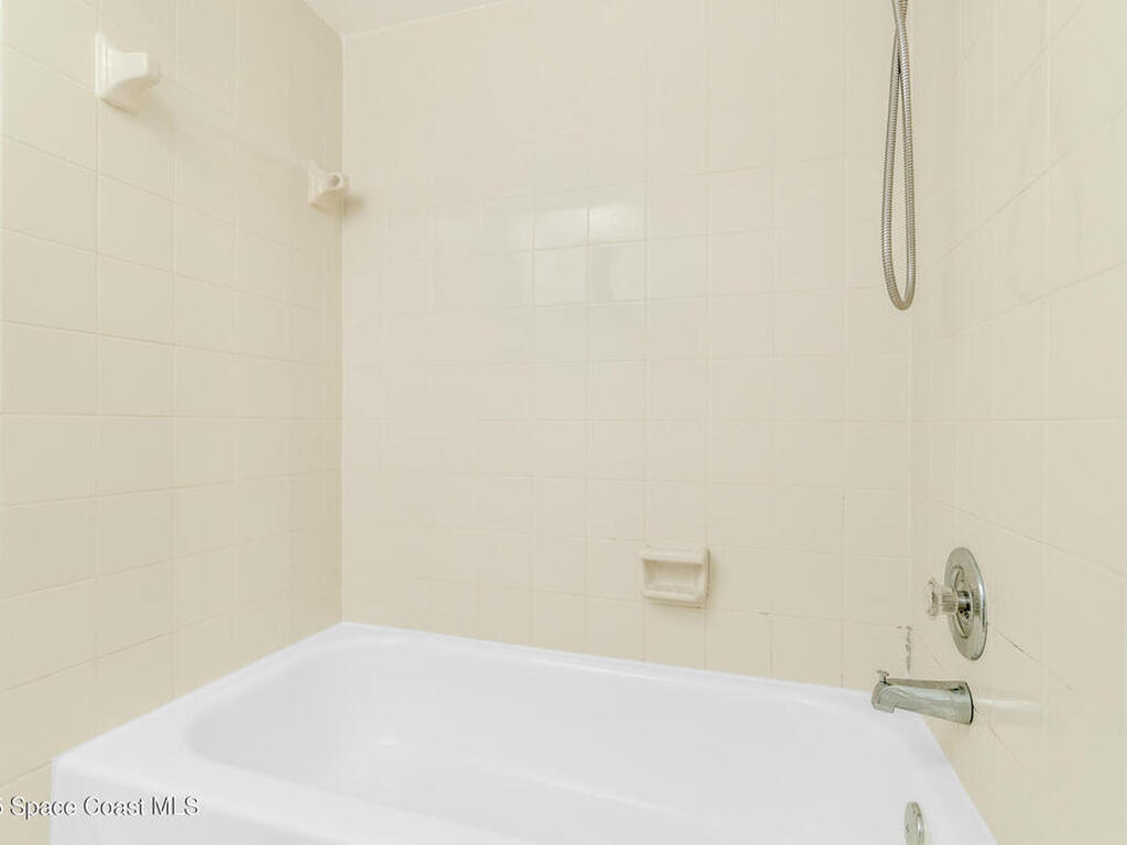 1515 Huntington Lane, Rockledge, FL 32955