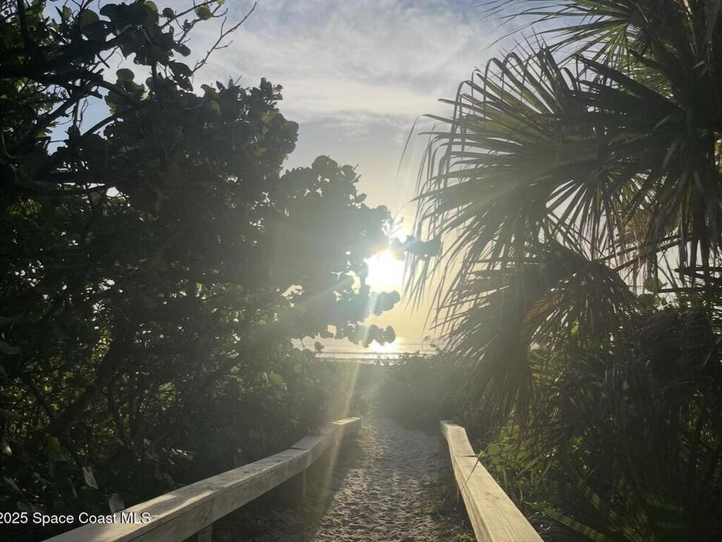 335 N Brevard Avenue, Cocoa Beach, FL 32931