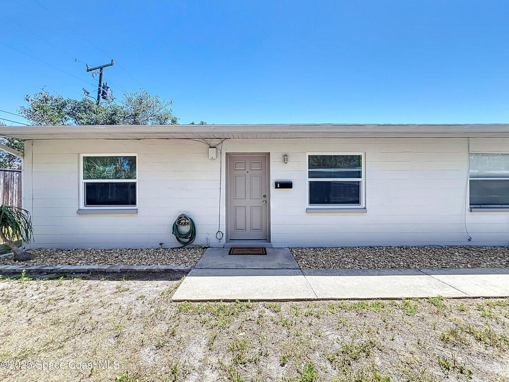 335 N Brevard Avenue, Cocoa Beach, FL 32931