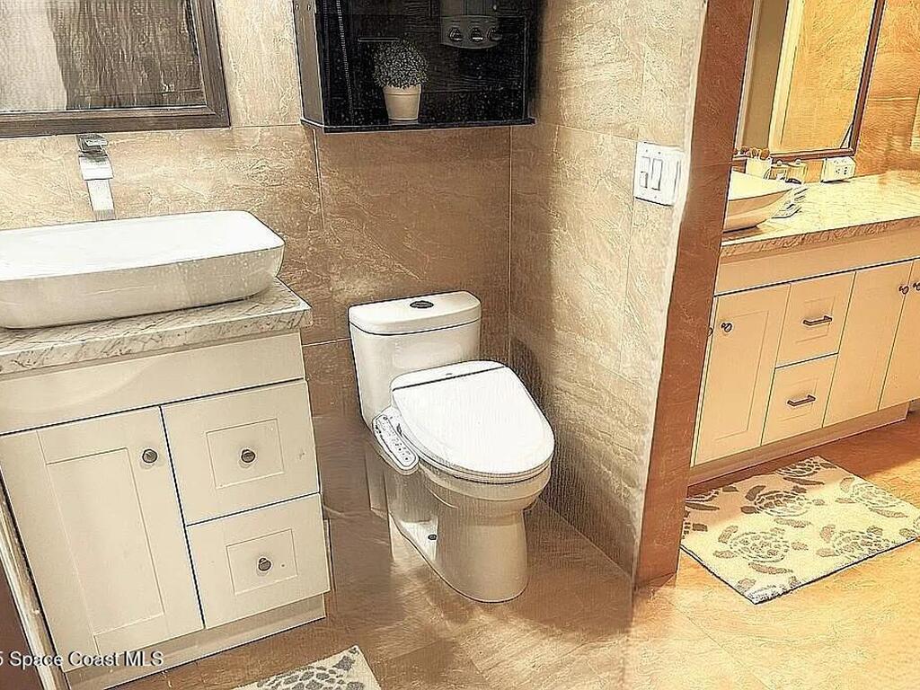 725 Puesta Del Sol Plaza, Indialantic, FL 32903