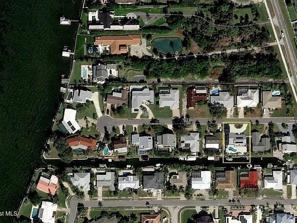 725 Puesta Del Sol Plaza, Indialantic, FL 32903