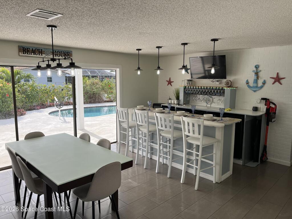 725 Puesta Del Sol Plaza, Indialantic, FL 32903