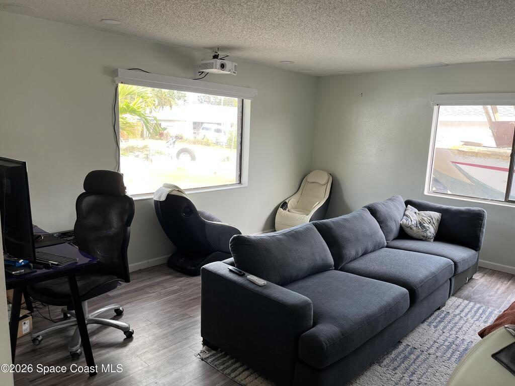 725 Puesta Del Sol Plaza, Indialantic, FL 32903