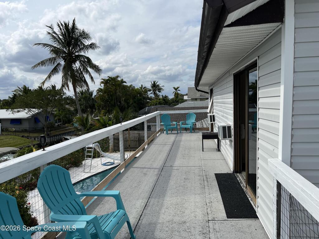 725 Puesta Del Sol Plaza, Indialantic, FL 32903