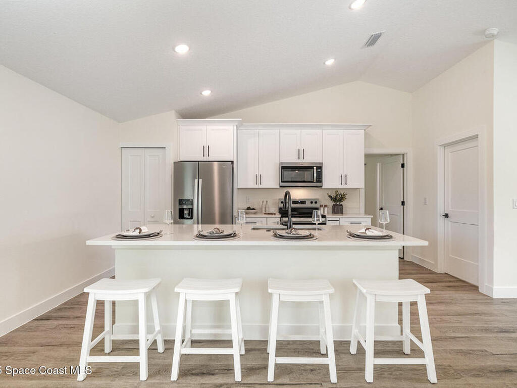 6499 Pleasant Avenue, Cocoa, FL 32927